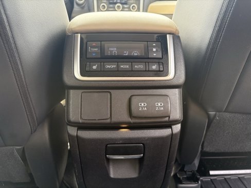 Used 2019 Subaru Ascent Limited image 18
