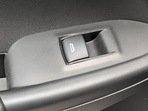 Used 2024 Chevrolet TrailBlazer LS w/ LS Convenience Package image 29