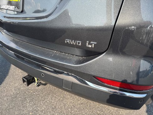 Used 2020 Chevrolet Equinox LT image 39