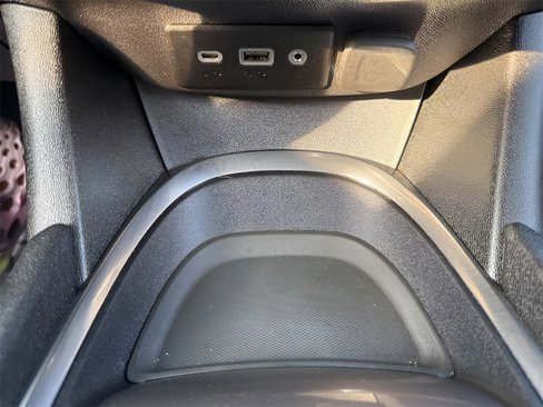 Used 2024 Chevrolet Malibu LT image 25