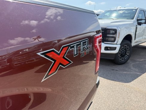 Used 2016 Ford F150 4x4 SuperCrew image 11