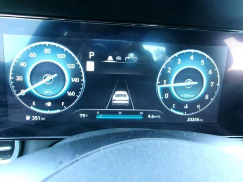 Used 2024 Hyundai Elantra SEL image 14