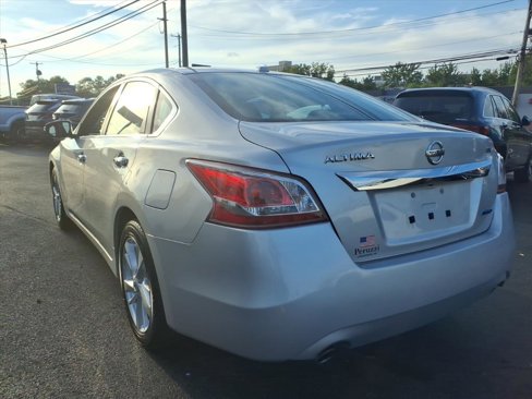 Used 2013 Nissan Altima 2.5 SV w/ 2.5SV Convenience Pkg image 10