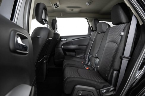 Used 2016 Dodge Journey SXT w/ Comfort/Convenience Group image 18