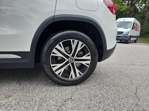Certified 2025 Mercedes-Benz GLA 250 image 35