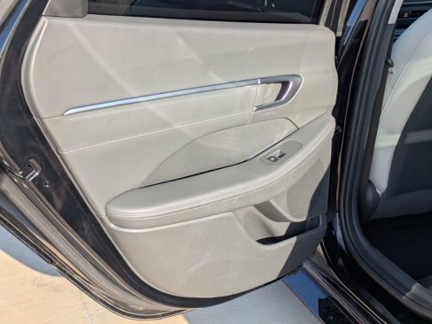 Used 2021 Hyundai Sonata Limited w/ Cargo Package image 14