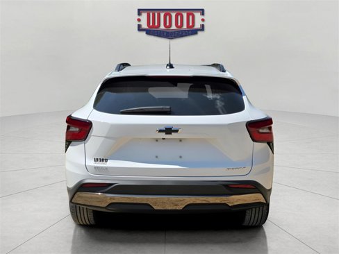 New 2025 Chevrolet Trax ACTIV w/ Driver Confidence Package image 3