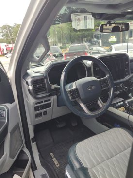 Used 2022 Ford F150 Limited image 8