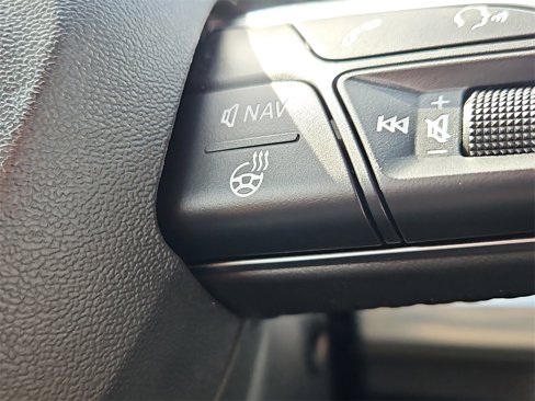 Used 2020 Audi Q5 2.0T Premium w/ Titanium Sport Package image 21