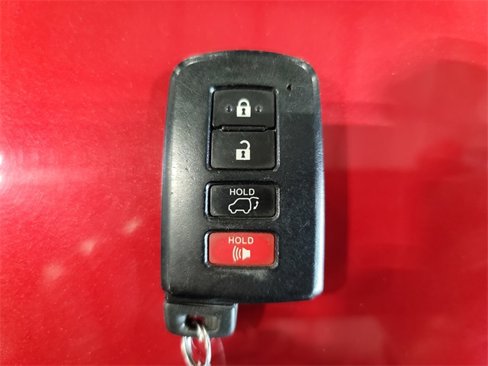 Used 2015 Toyota RAV4 Limited image 26