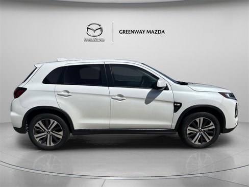 Used 2020 Mitsubishi Outlander Sport ES image 8