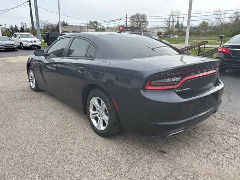 Used 2017 Dodge Charger SE w/ Popular Equipment Group image 6