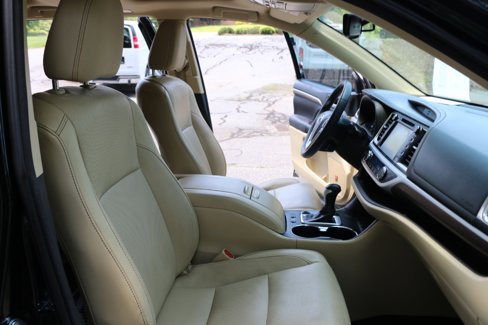 Used 2016 Toyota Highlander Limited image 28