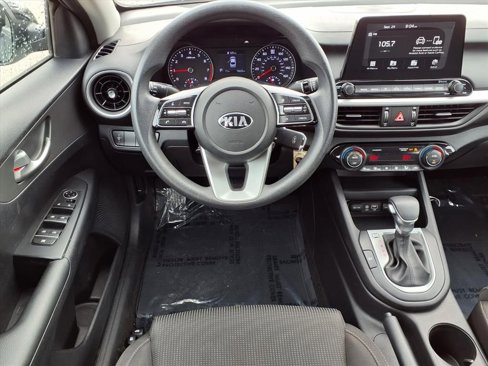 Used 2019 Kia Forte LXS image 3