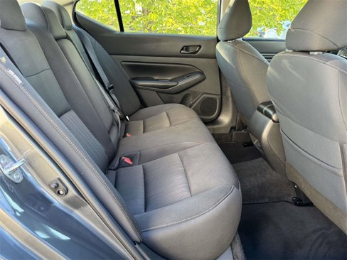 Used 2024 Nissan Altima 2.5 SV image 15