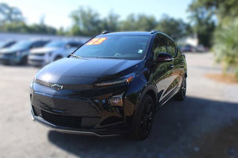 Used 2023 Chevrolet Bolt EUV Premier w/ Sun & Sound Package image 15