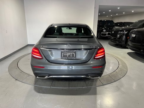 Used 2017 Mercedes-Benz E 300 4MATIC image 19