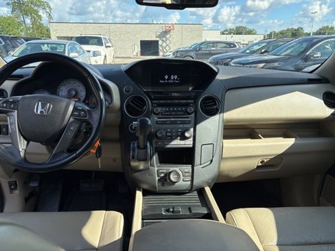 Used 2014 Honda Pilot Touring image 20