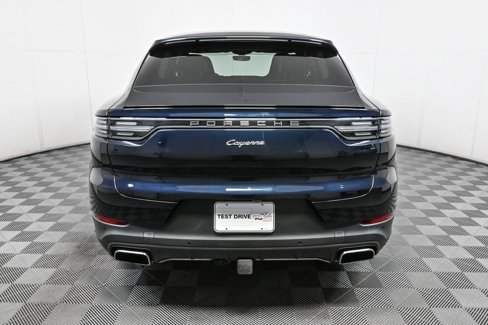 Certified 2022 Porsche Cayenne E-Hybrid Coupe image 28