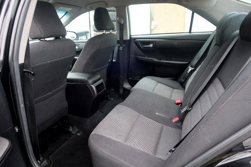 Used 2015 Toyota Camry LE image 42