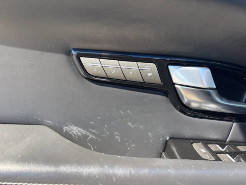 Used 2016 Land Rover Range Rover Evoque HSE image 18
