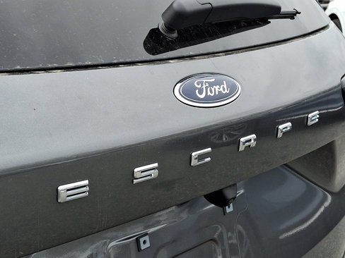 New 2025 Ford Escape Active w/ Cold Weather Package image 18