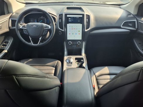 Used 2022 Ford Edge SEL w/ Convenience Package image 10
