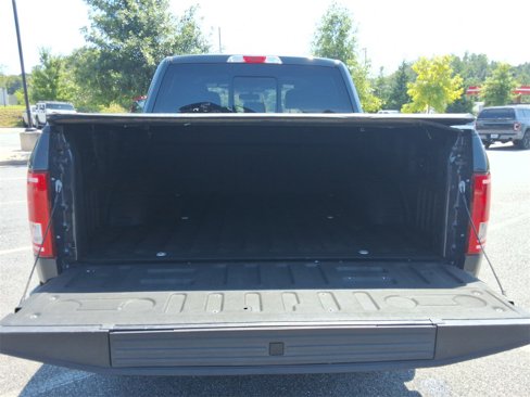 Used 2016 Ford F150 XLT w/ Equipment Group 302A Luxury image 16
