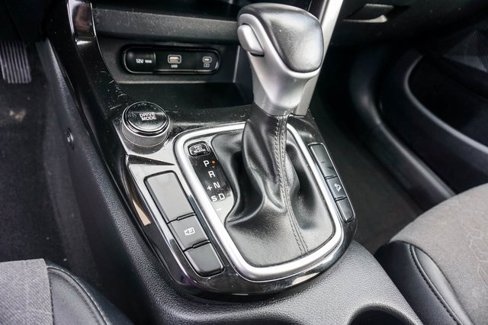 Used 2024 Kia Seltos S image 16