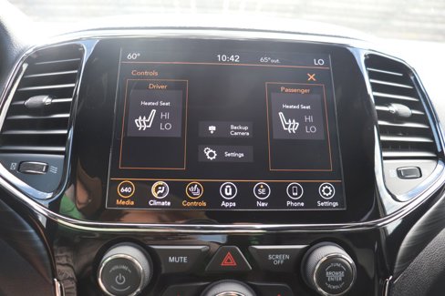 Used 2020 Jeep Grand Cherokee Laredo w/ Laredo X Package image 15