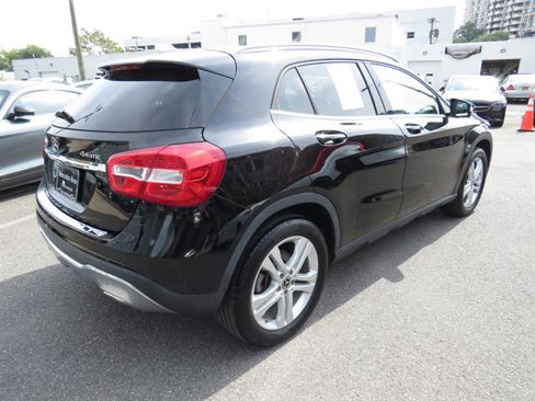 Used 2018 Mercedes-Benz GLA 250 4MATIC image 4