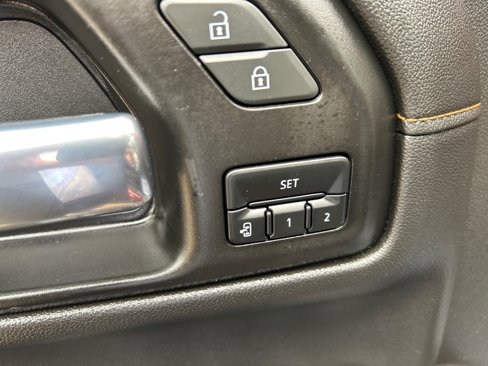 Used 2021 GMC Sierra 1500 AT4 image 22