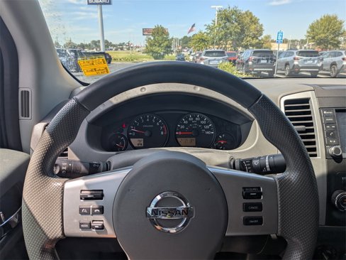 Used 2021 Nissan Frontier SV w/ SV Utility Package image 26