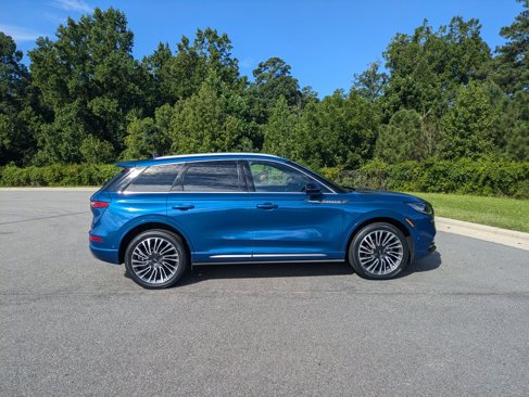 Used 2021 Lincoln Corsair Reserve image 4