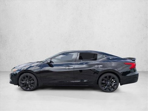 Used 2017 Nissan Maxima SR w/ Midnight Edition image 8