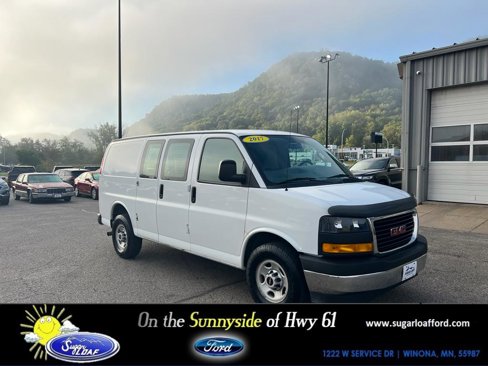 Used 2017 GMC Savana 2500 image 1