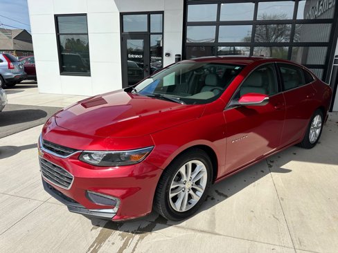 Used 2016 Chevrolet Malibu LT w/ Leather Package image 3