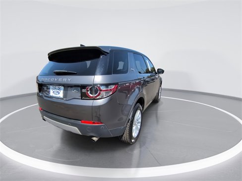 Used 2017 Land Rover Discovery Sport HSE image 7