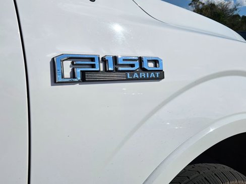 Used 2018 Ford F150 Lariat image 4