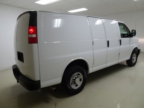 Used 2020 Chevrolet Express 2500 w/ Driver Convenience Package image 6