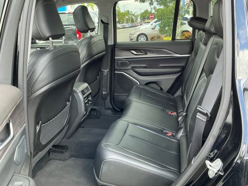 Used 2023 Jeep Grand Cherokee 4WD 4xe image 19