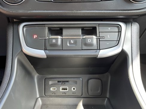 Used 2022 GMC Terrain SLT w/ Infotainment Package II image 17
