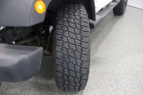 Used 2013 Jeep Wrangler Unlimited Sport image 4
