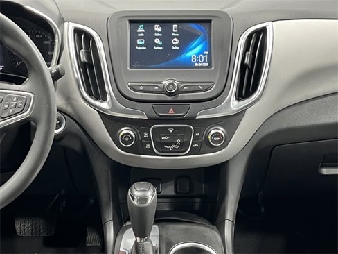 Used 2018 Chevrolet Equinox LS image 16