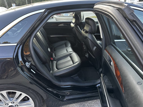 Used 2016 Lincoln MKZ image 17