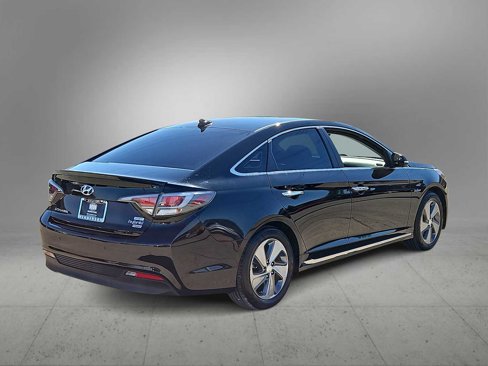 Used 2017 Hyundai Sonata Limited image 8