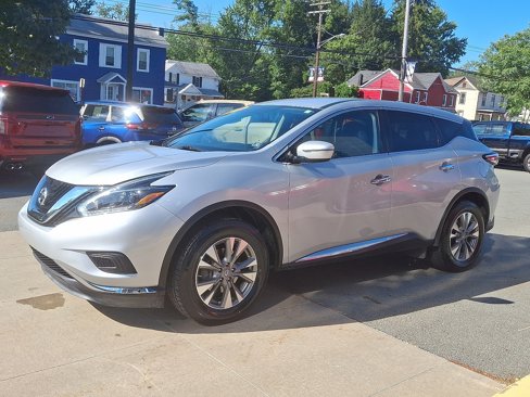 Used 2018 Nissan Murano S image 3