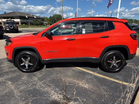 Used 2018 Jeep Compass Sport w/ Cold Weather Group image 4