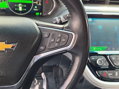 Used 2018 Chevrolet Bolt Premier w/ Driver Confidence II Package image 30