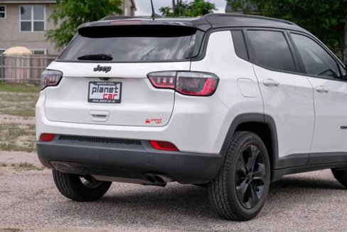Used 2019 Jeep Compass Latitude image 11